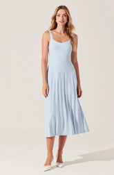 Lbruh Aylin Pleated Midi Sweater Dress