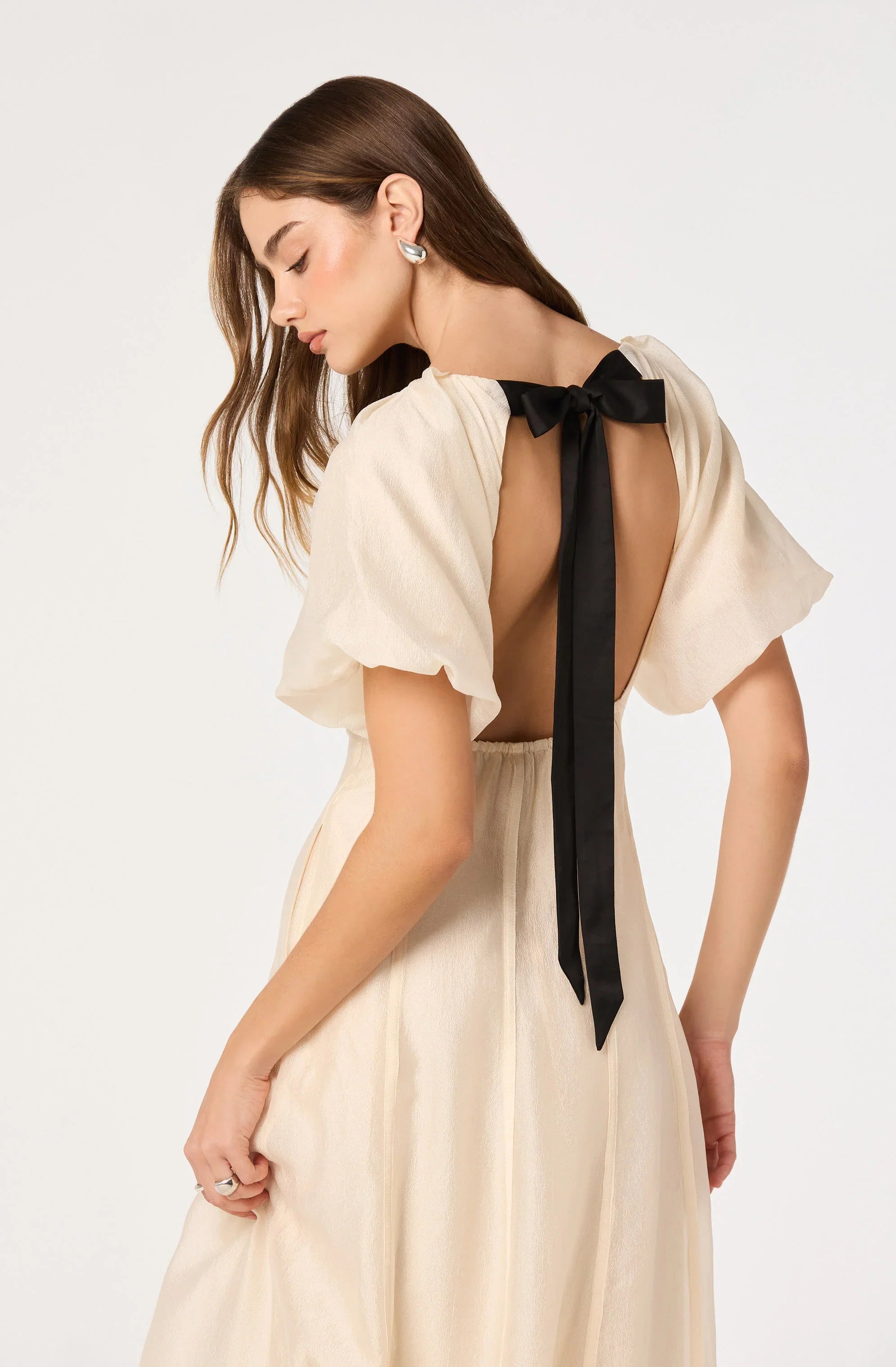 Inixyf Kathaleya Puff Sleeve Midi Dress