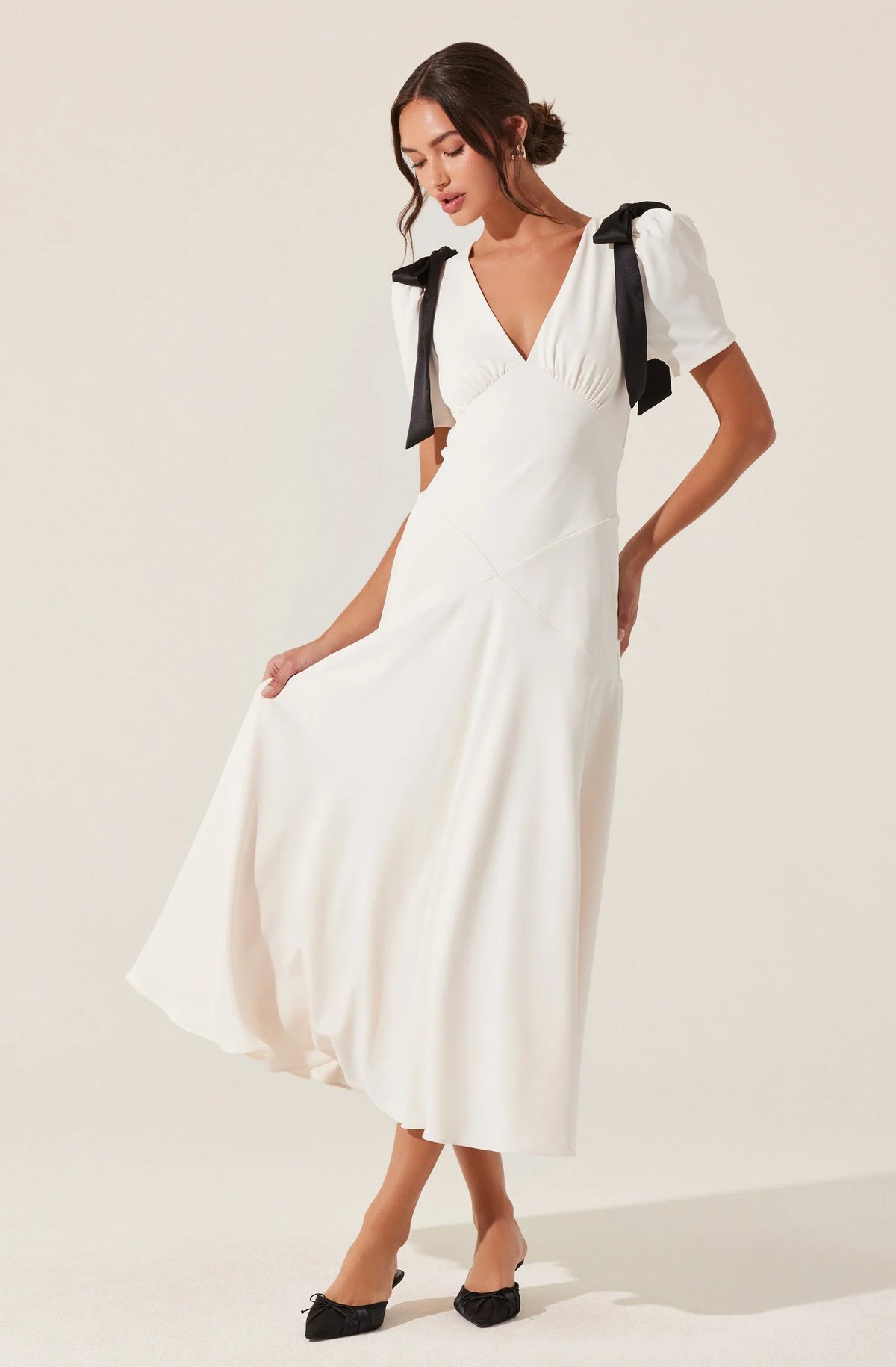 Lbruh Ciela Bow Puff Sleeve Dress