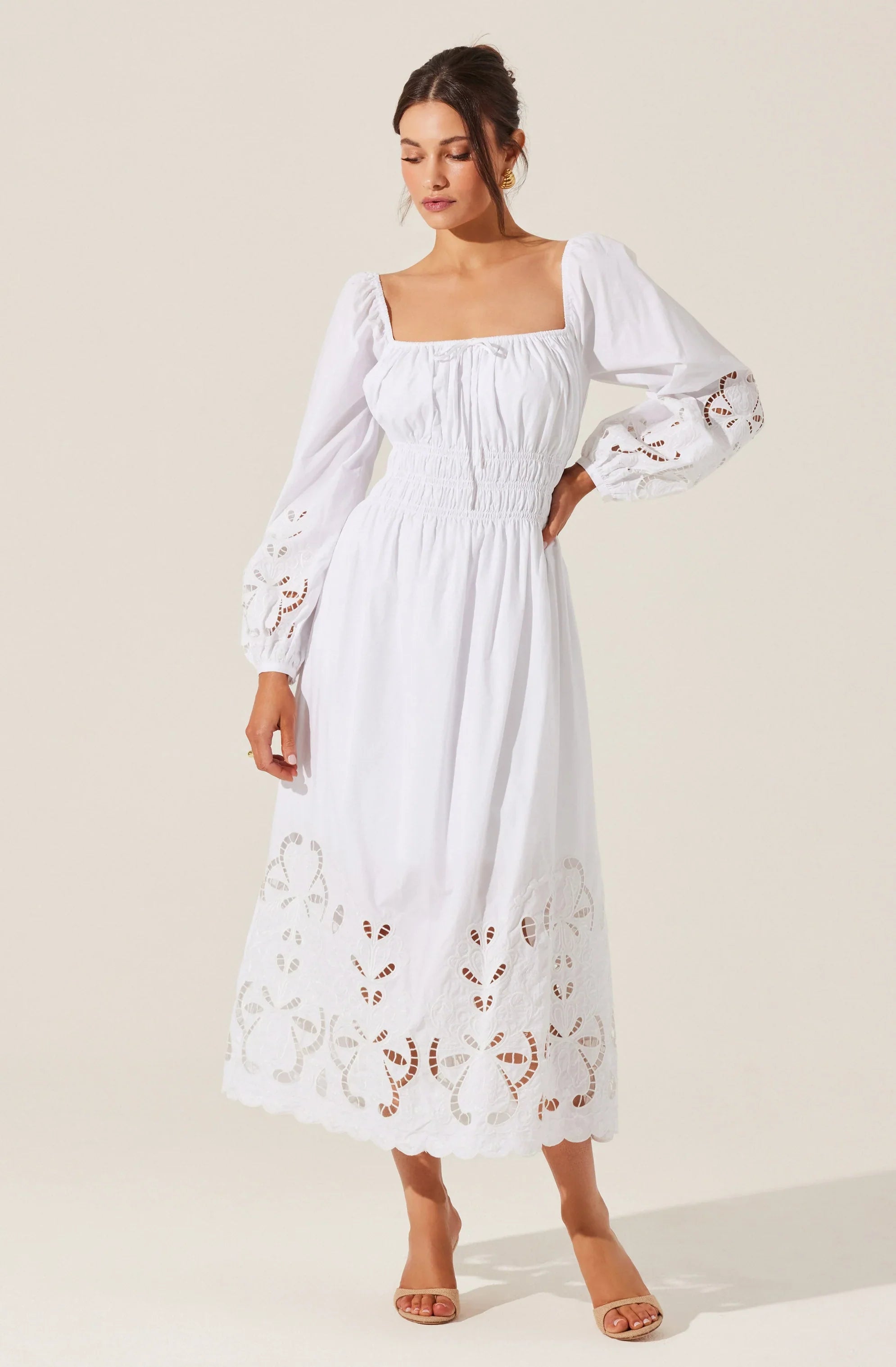 Lbruh Wisnia Eyelet Embroidered Dress
