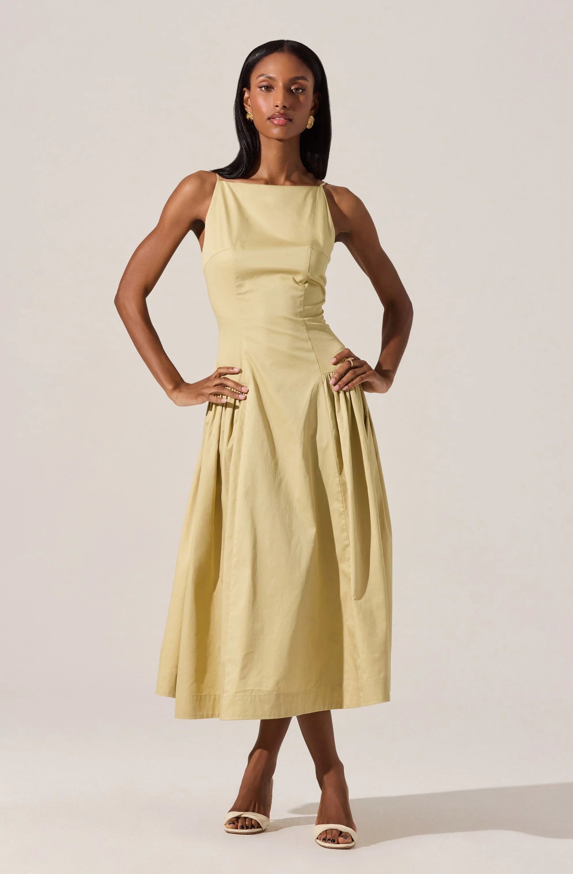Lbruh High Square Neck Midi Dress