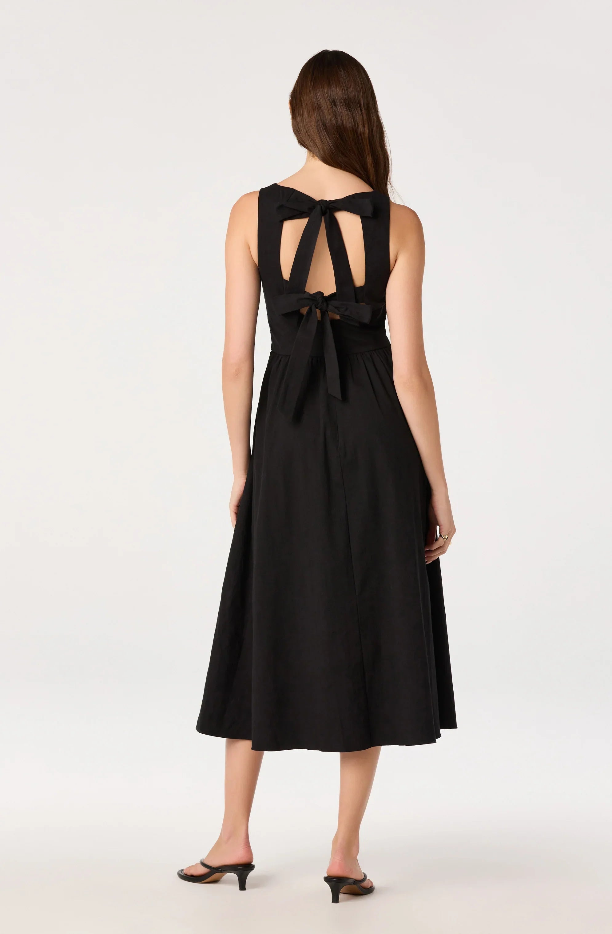 Lbruh Bow Back Apron Midi Dress