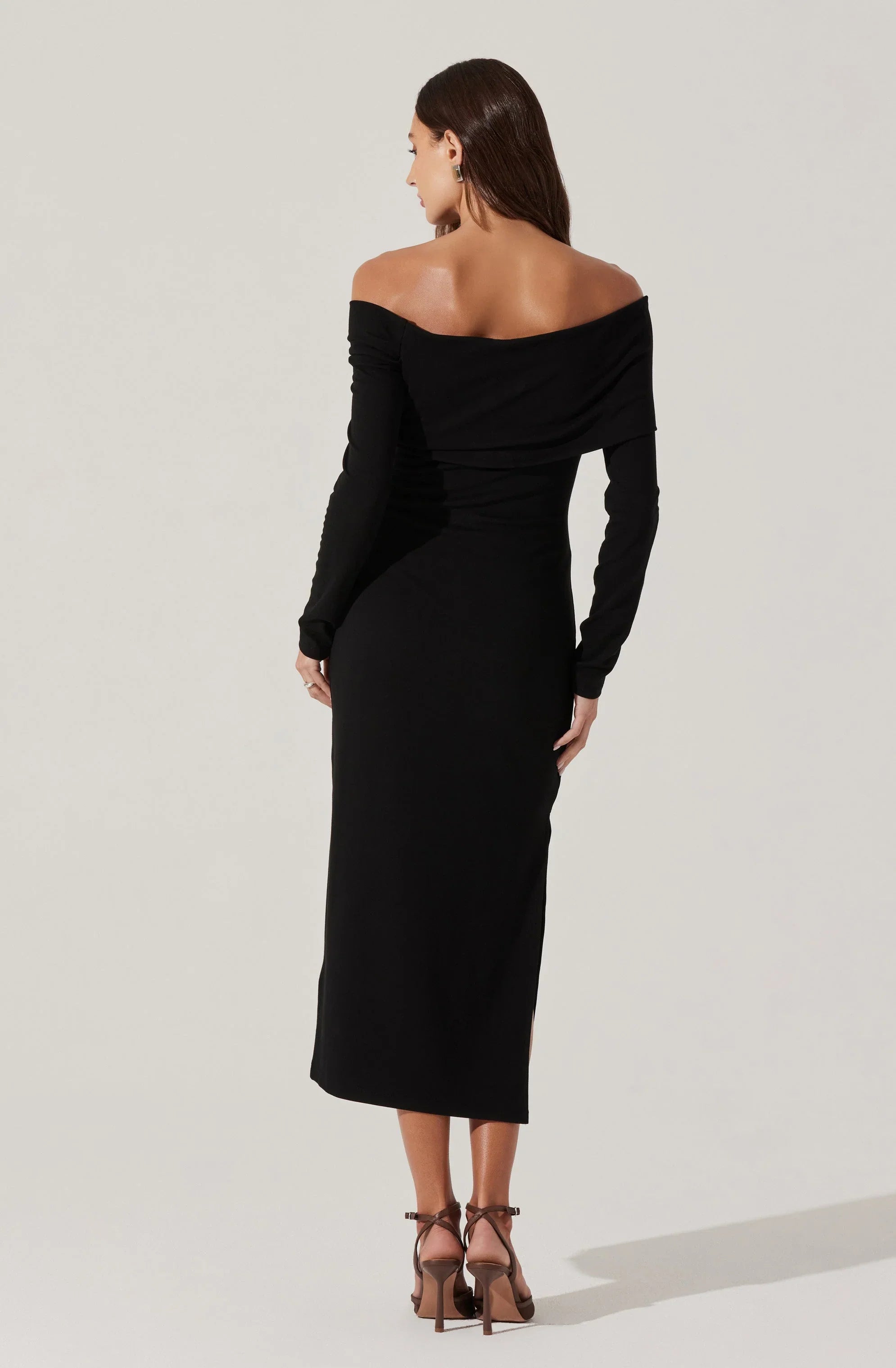 Lbruh Jada Off Shoulder Midi Dress