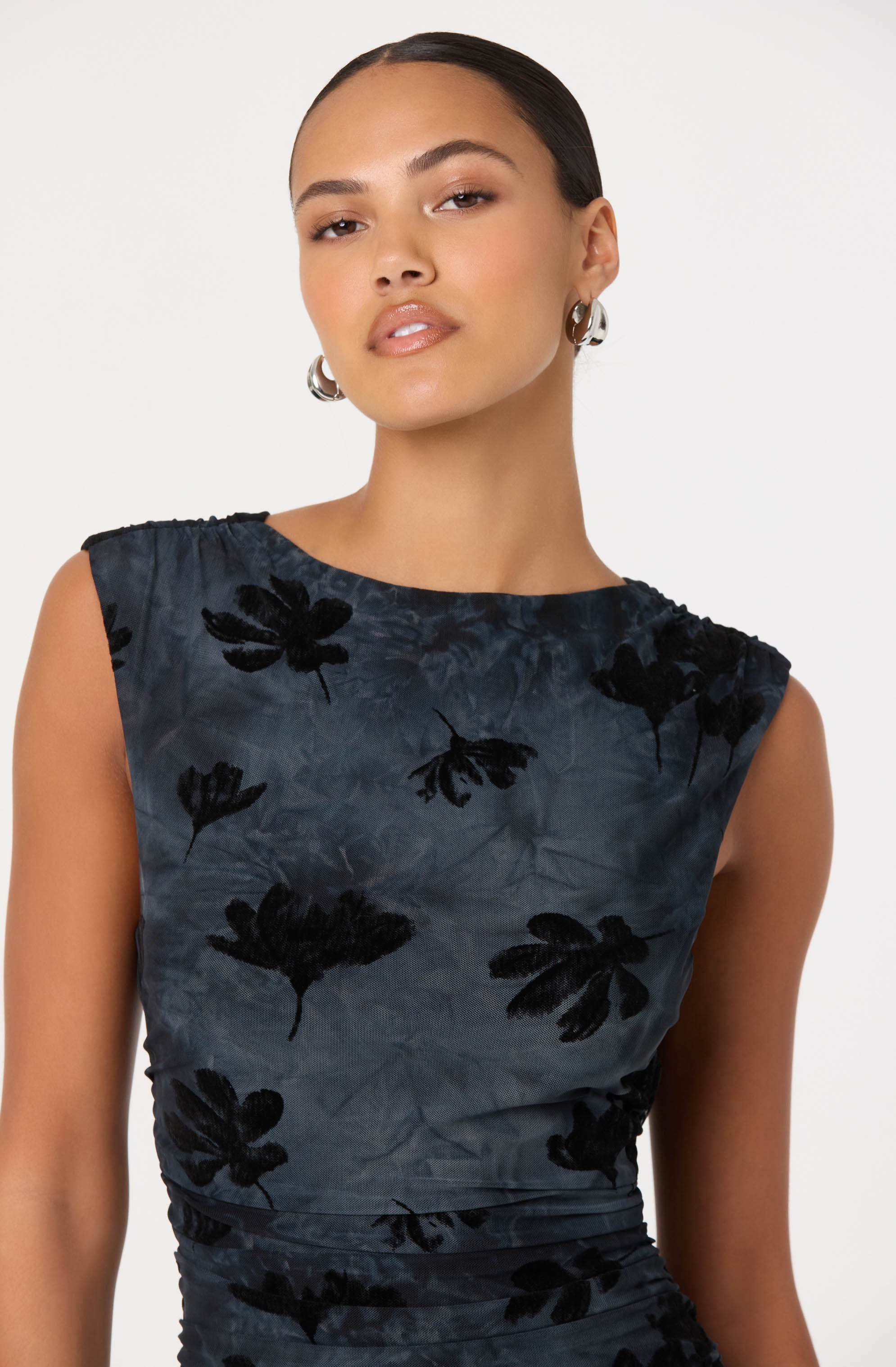 Lbruh Tionne Floral Midi Dress
