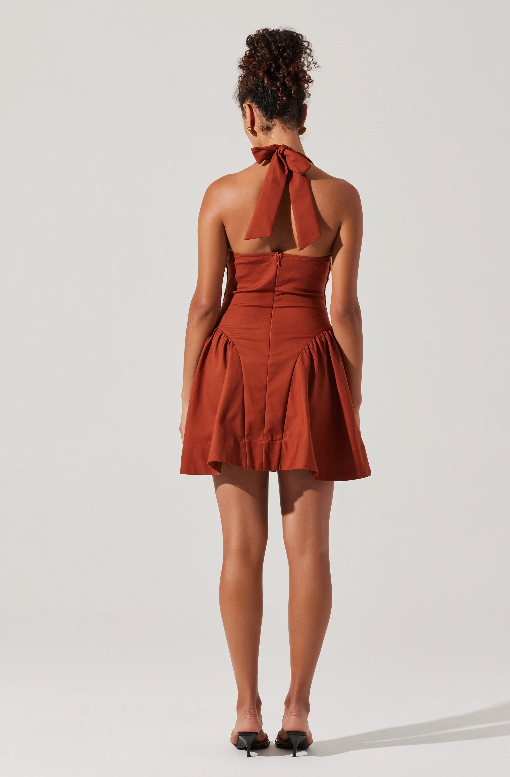 Lbruh Meana V-Neck Halter Mini Dress