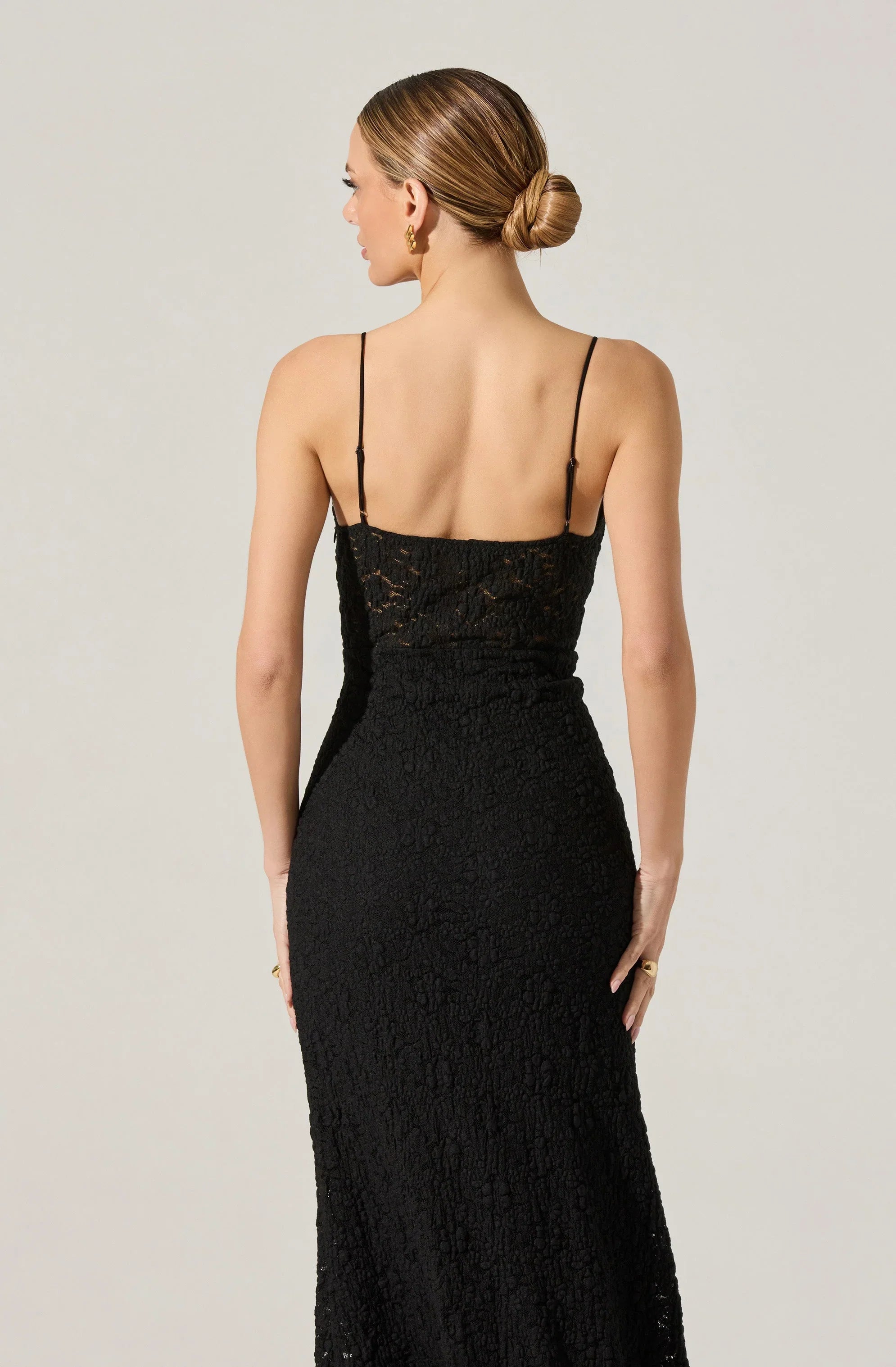 Lbruh Floral Lace Knit Midi Dress