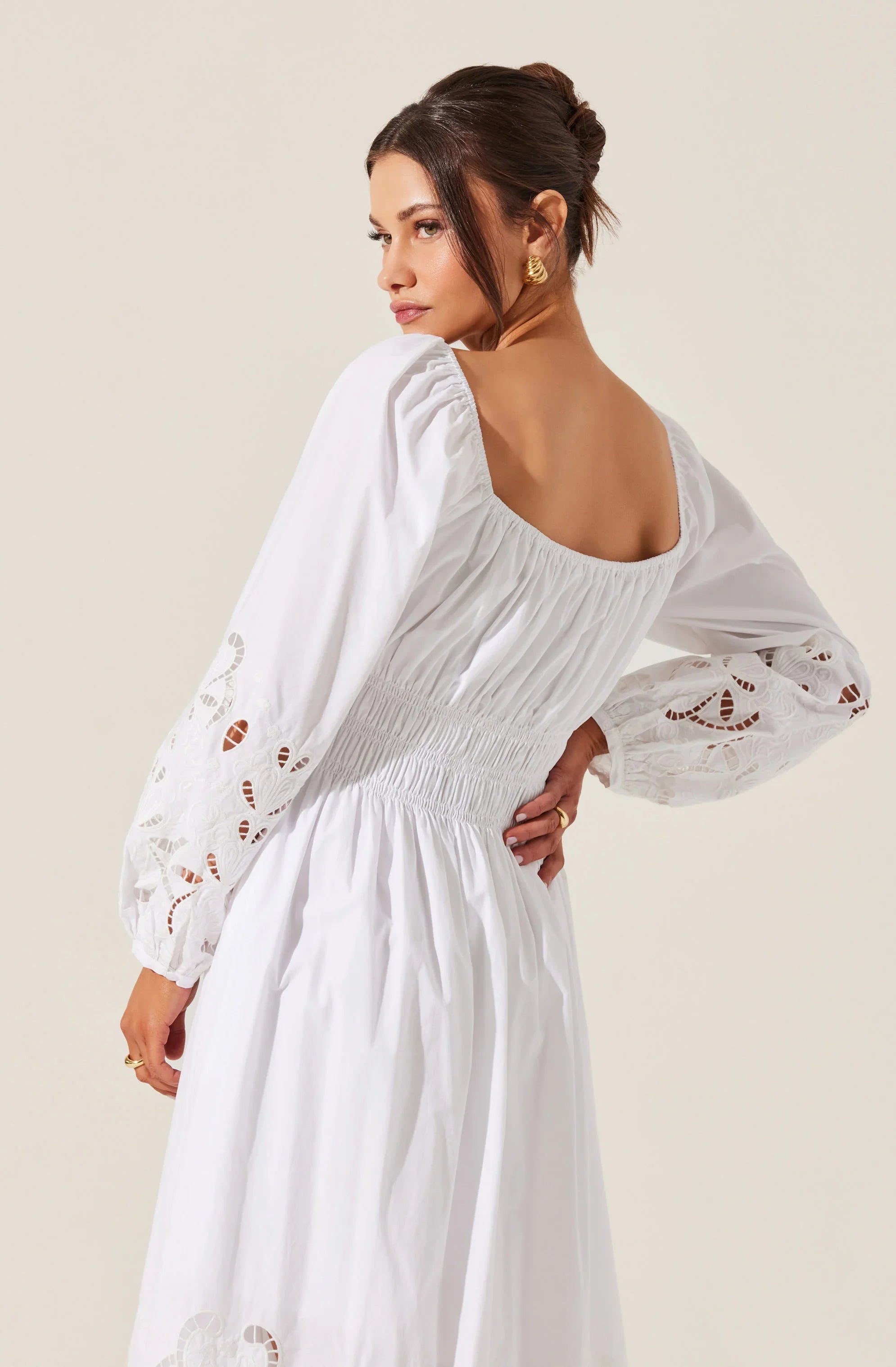 Lbruh Wisnia Eyelet Embroidered Dress