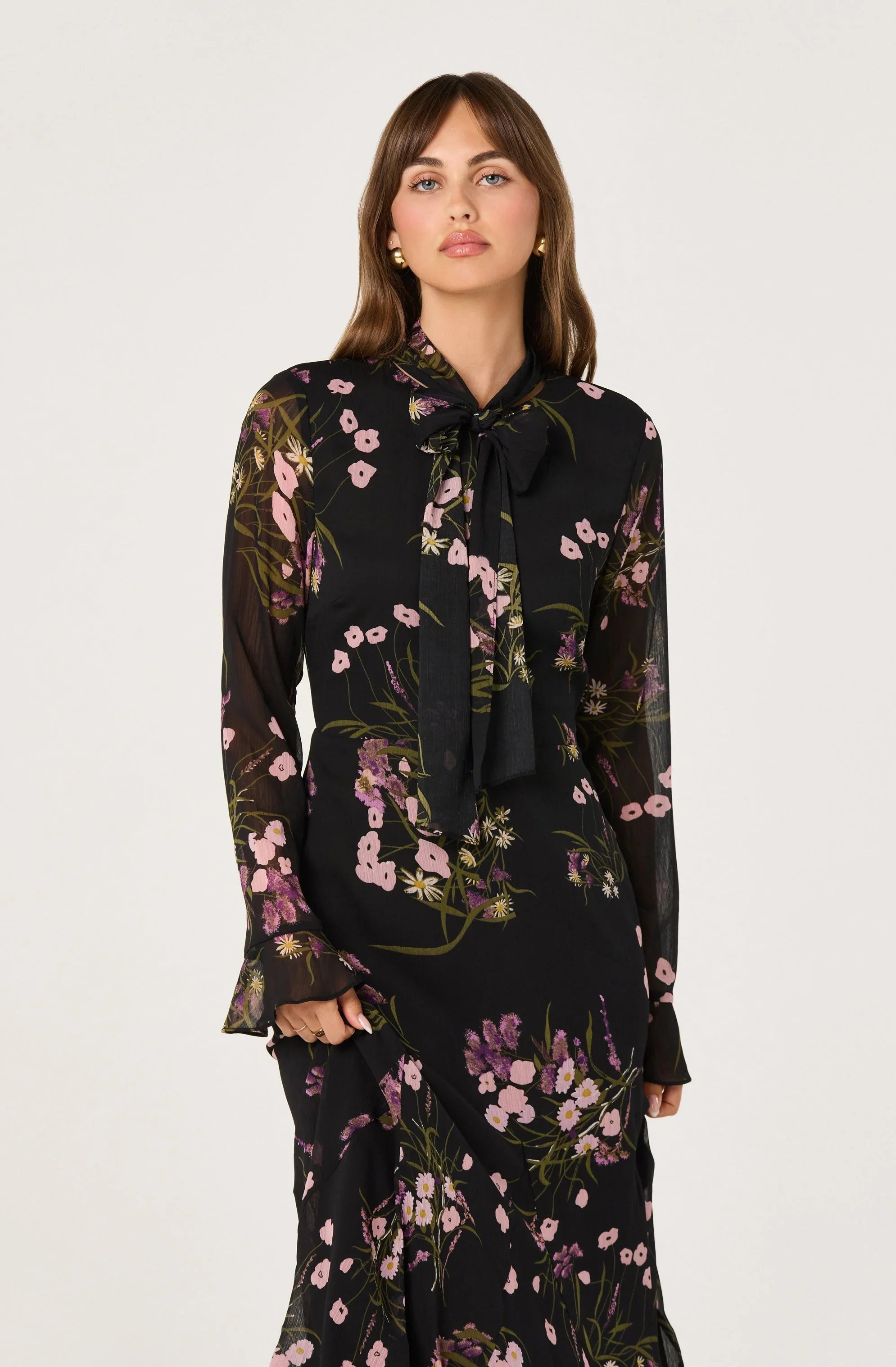 Lbruh Tie-Neck Ruffled Floral Midi Dress