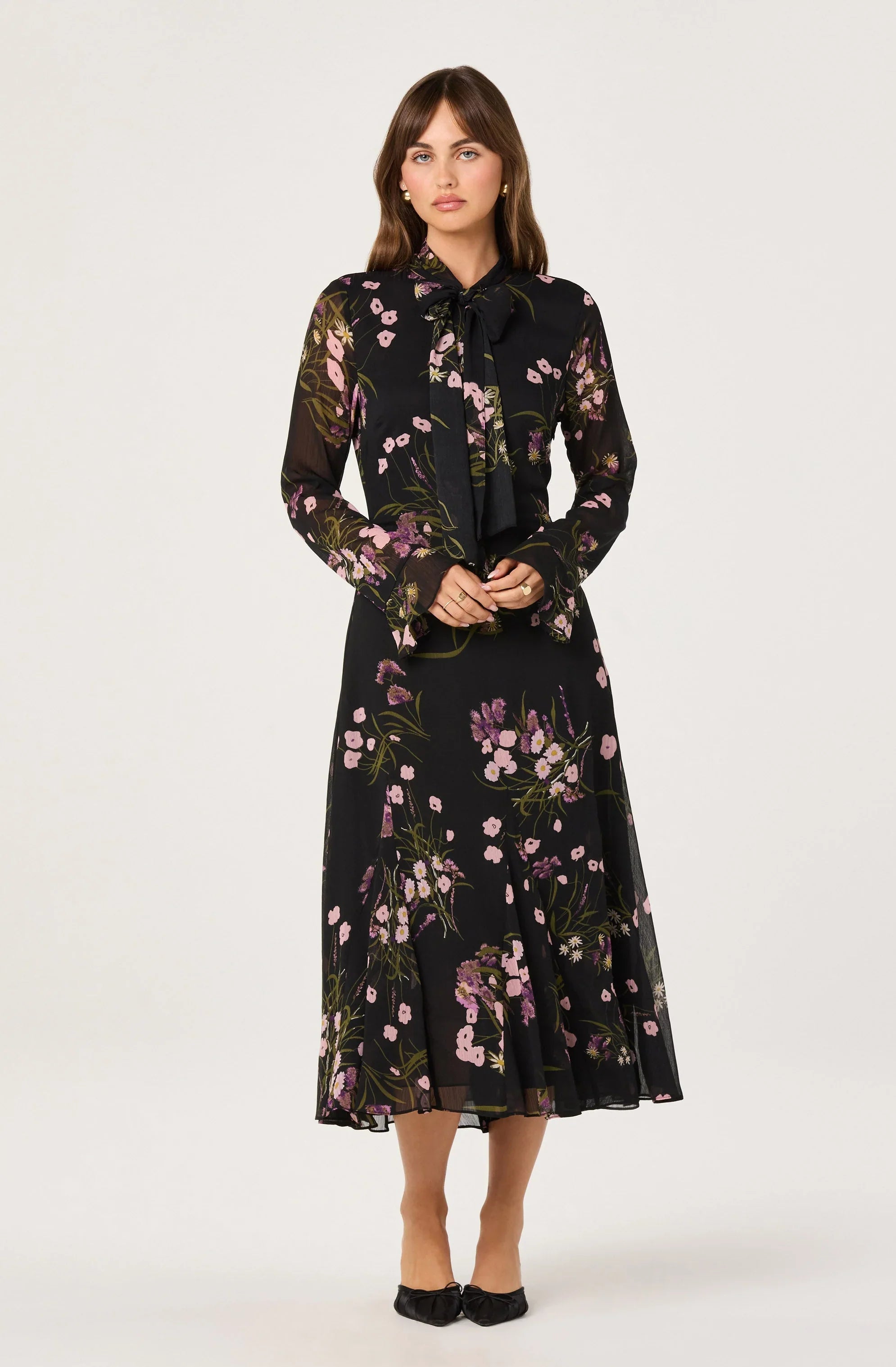 Lbruh Tie-Neck Ruffled Floral Midi Dress