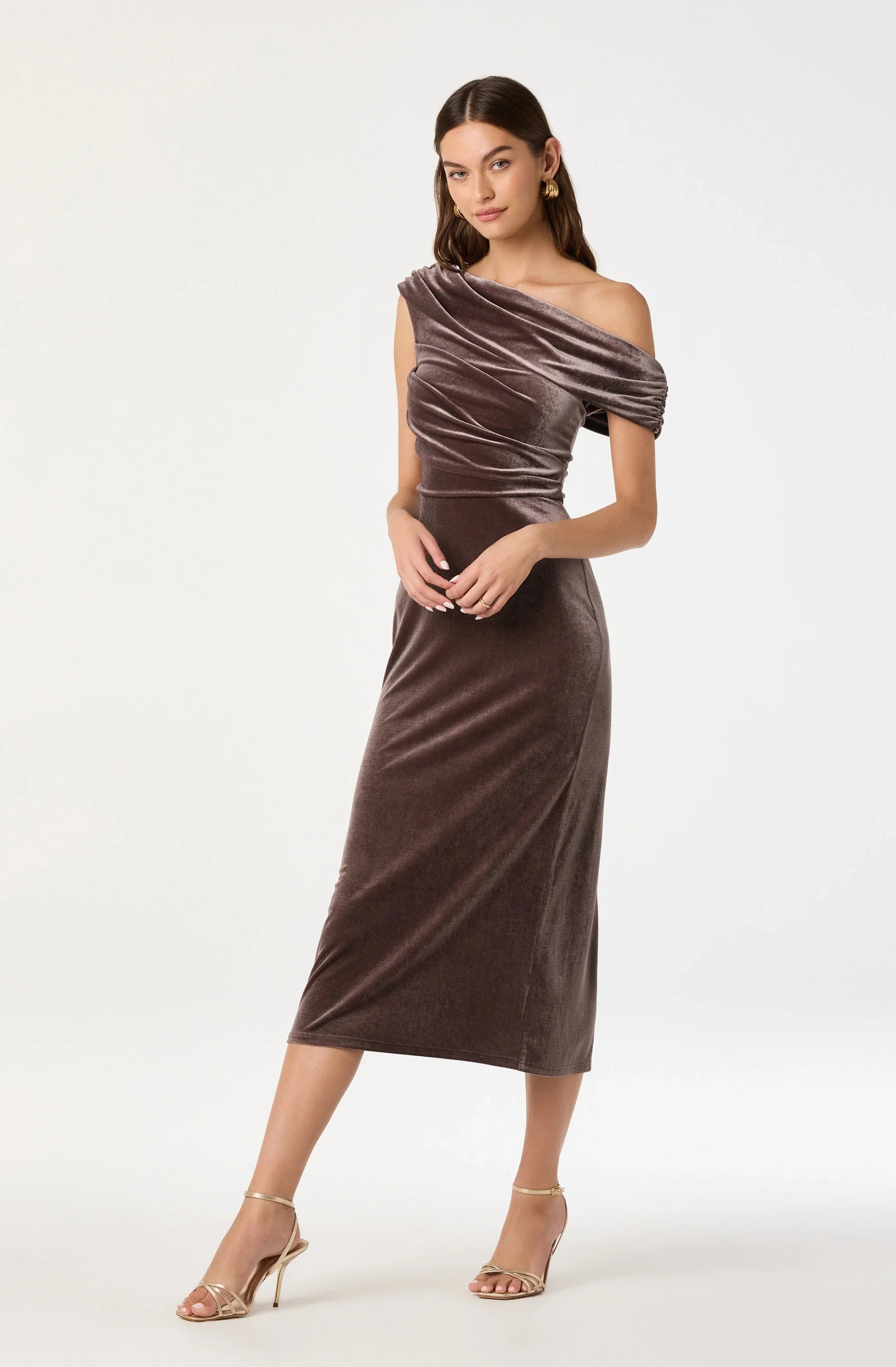Lbruh Velvet Off Shoulder Midi Dress