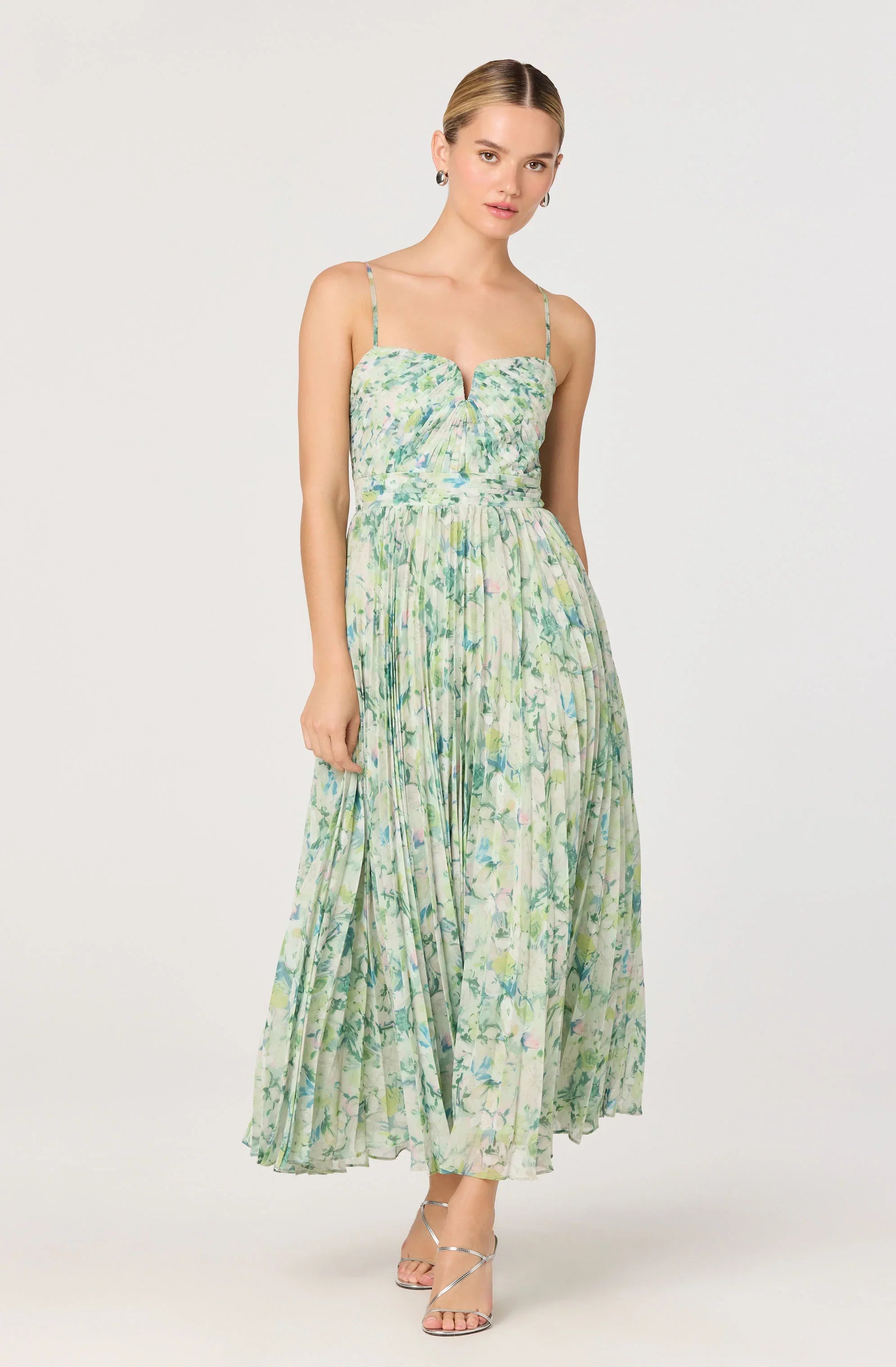 Inixyf Bayley Floral Pleated Maxi Dress