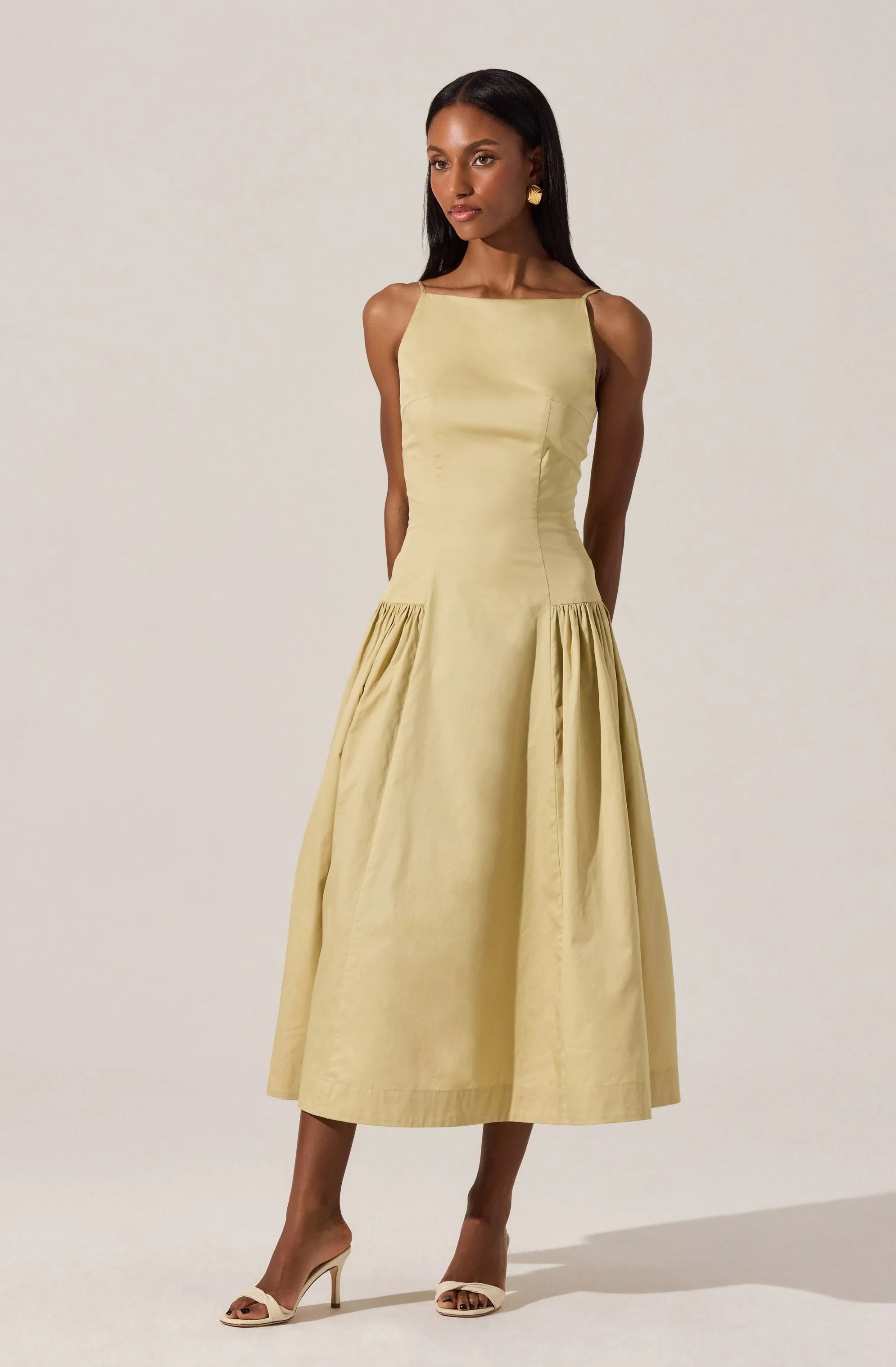 Lbruh High Square Neck Midi Dress