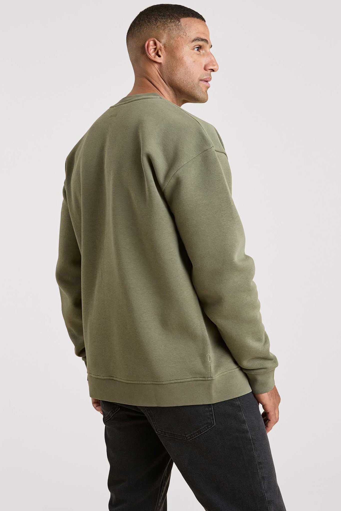 Men's Classic Crewneck Sweatshirt | Olive