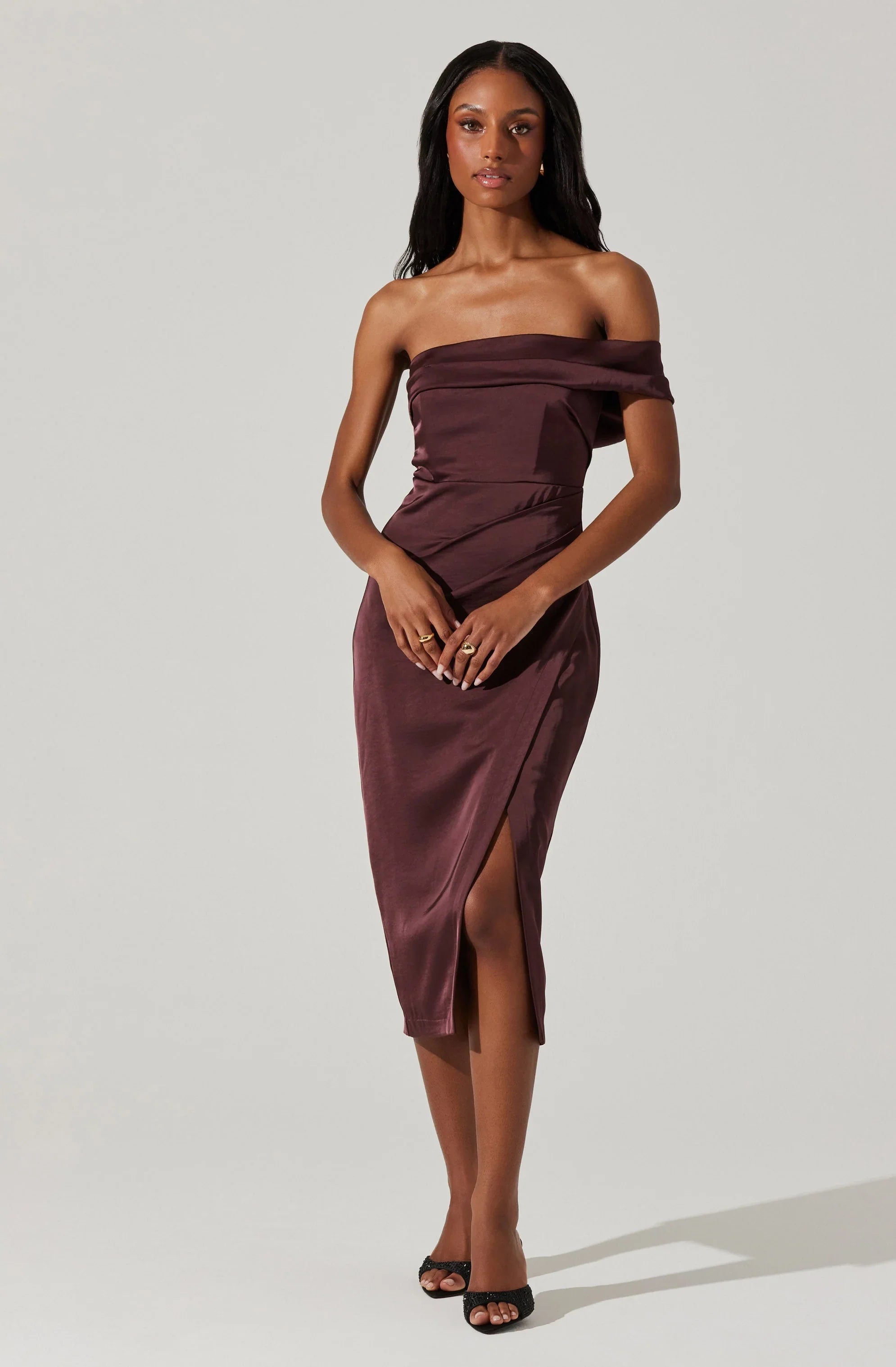 Lbruh Gwyneria Off Shoulder Midi Dress