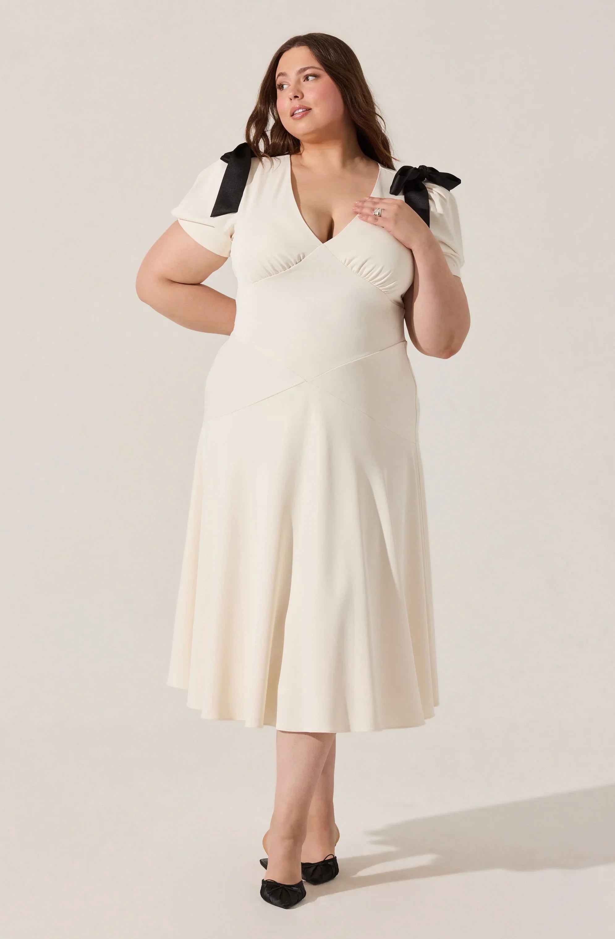 Lbruh Ciela Bow Puff Sleeve Dress