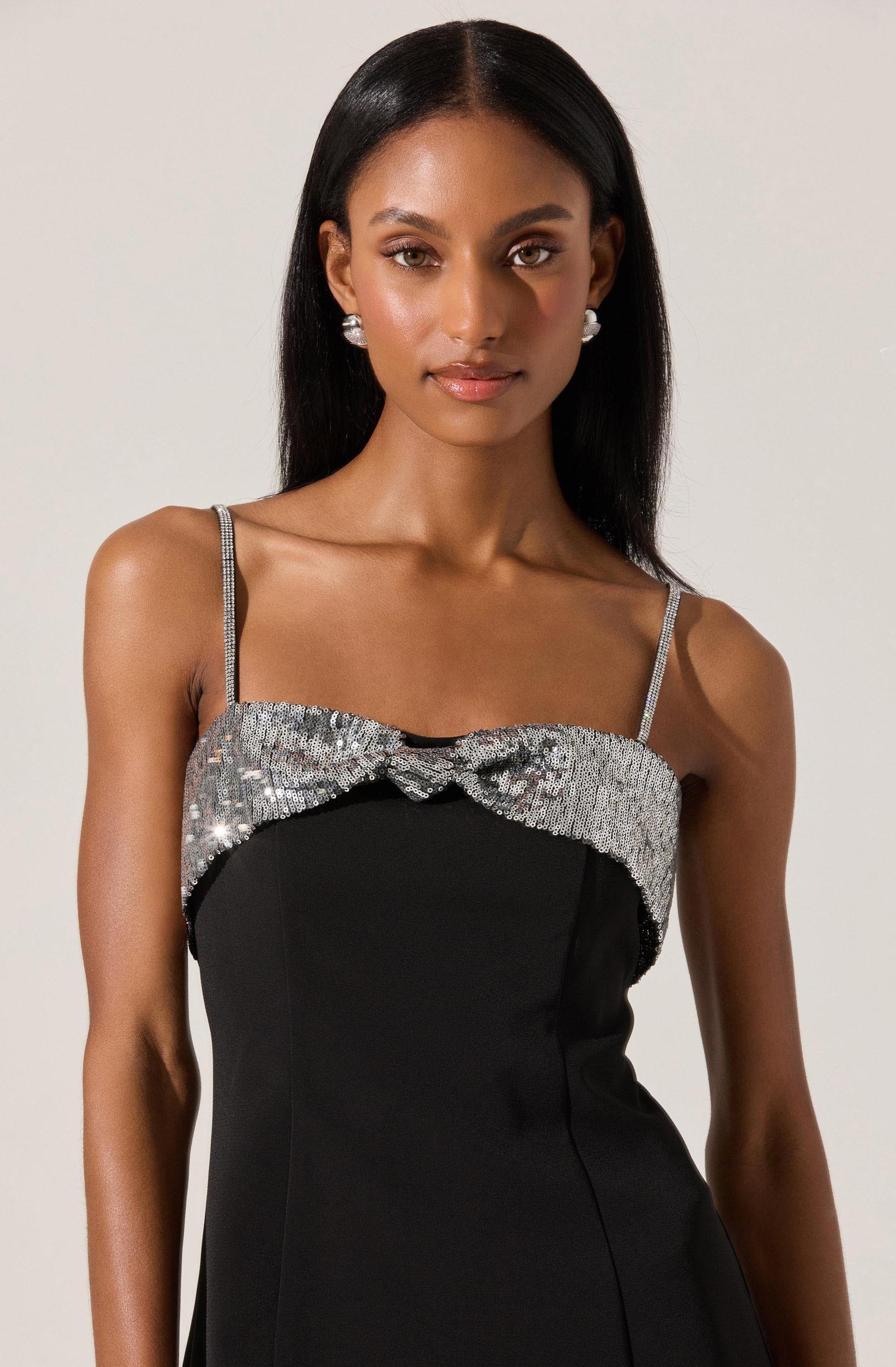 Lbruh Halya Contrast Sequin Bow Dress