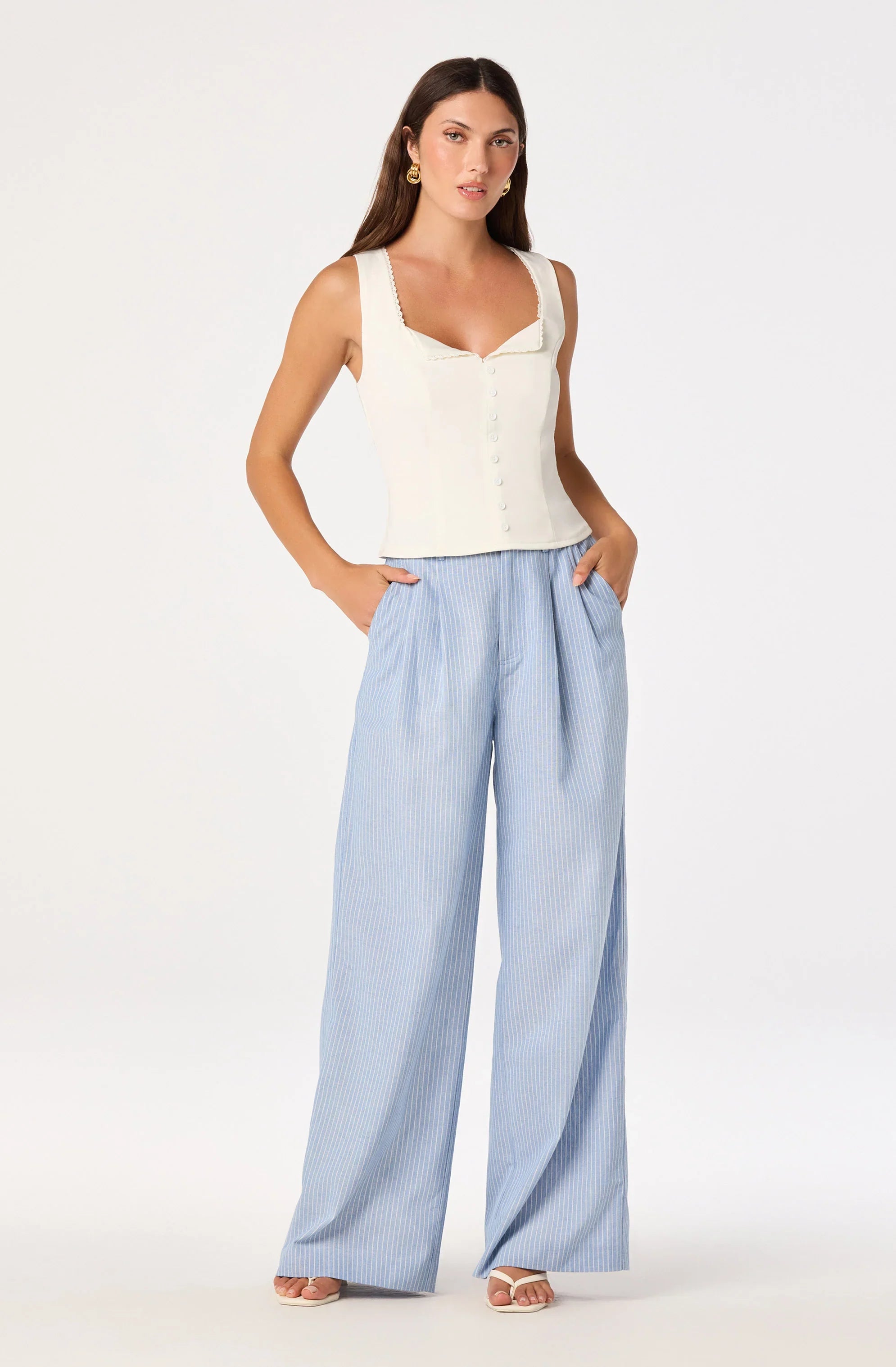 Inixyf Maddison Scalloped Crochet Trim Tank