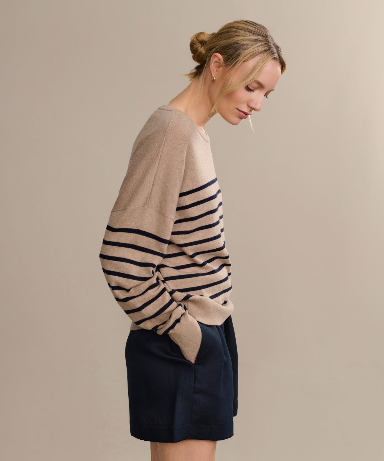 Avery Crewneck