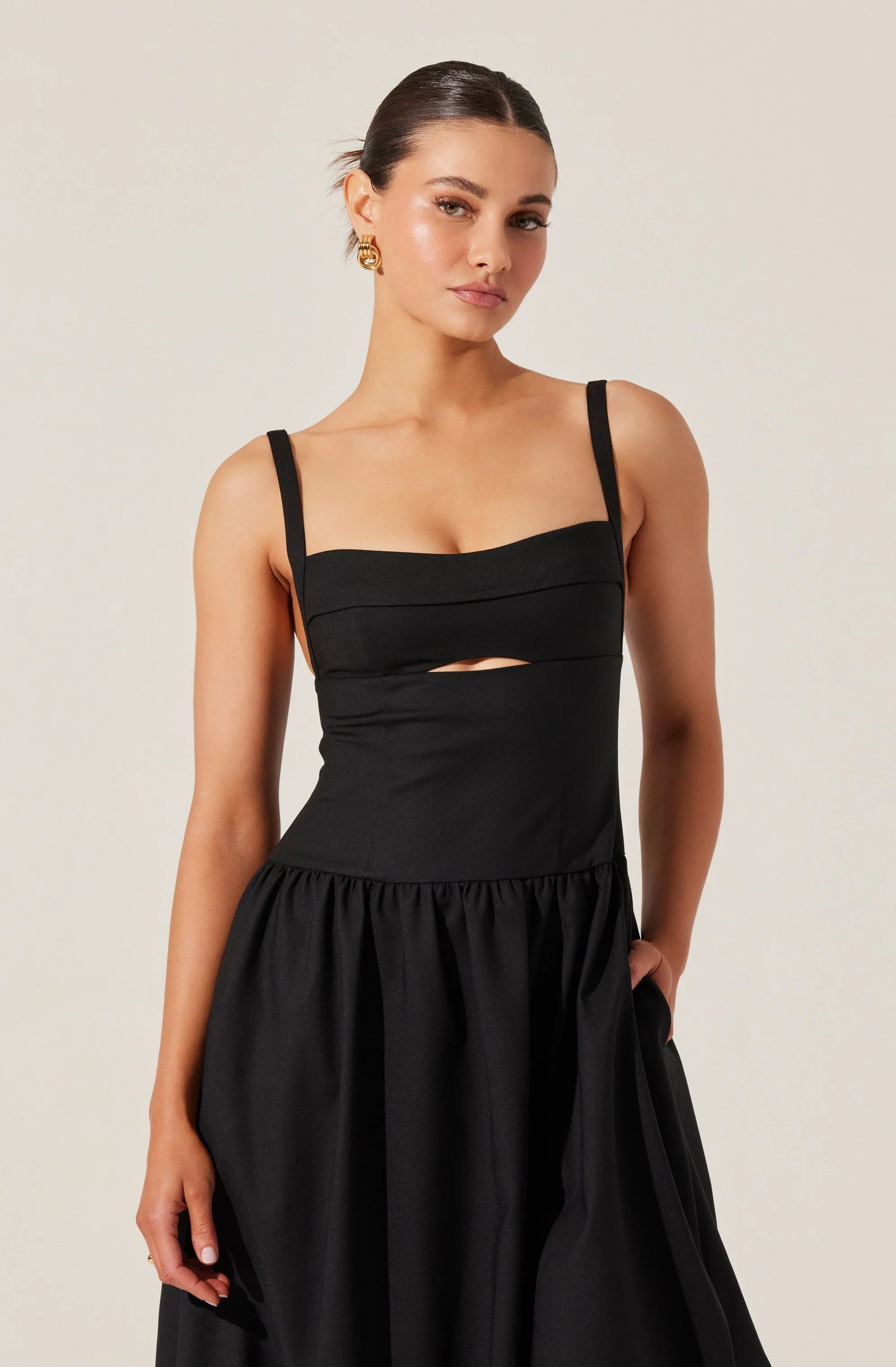 Lbruh Jevi Sleeveless Bubble Midi Dress