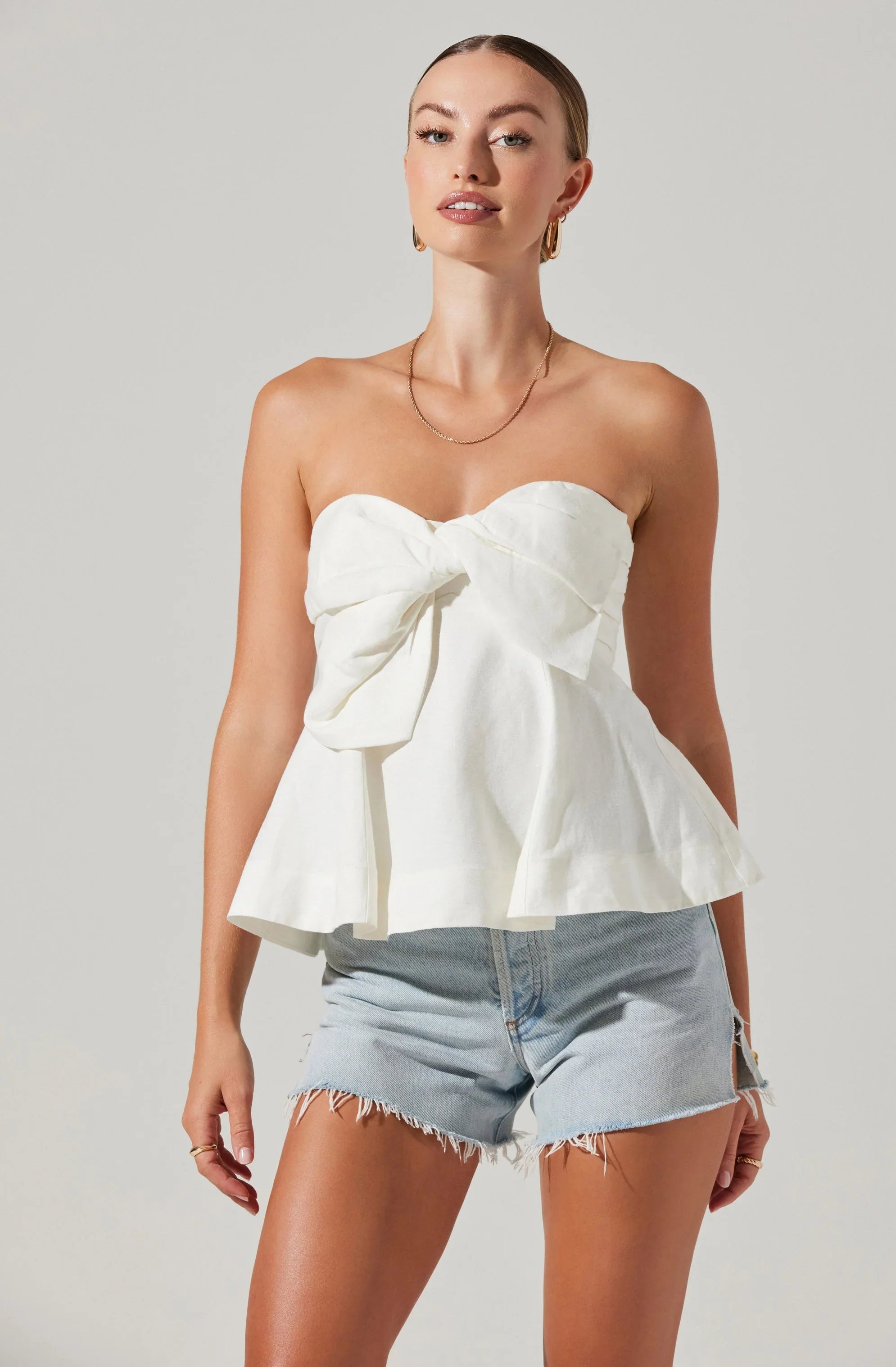 Inixyf Nerina Twist Front Strapless Top
