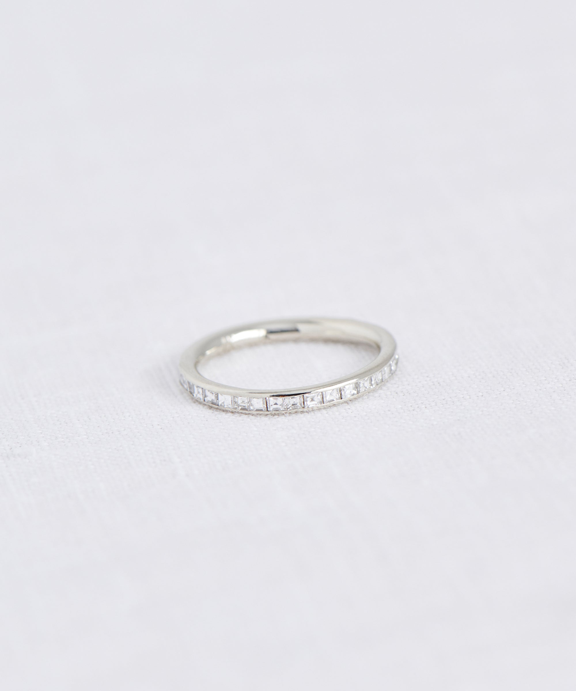 Iris Eternity Band