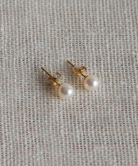 Small Loren Pearl Studs