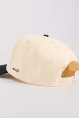 nuuds Real Bodies Hat